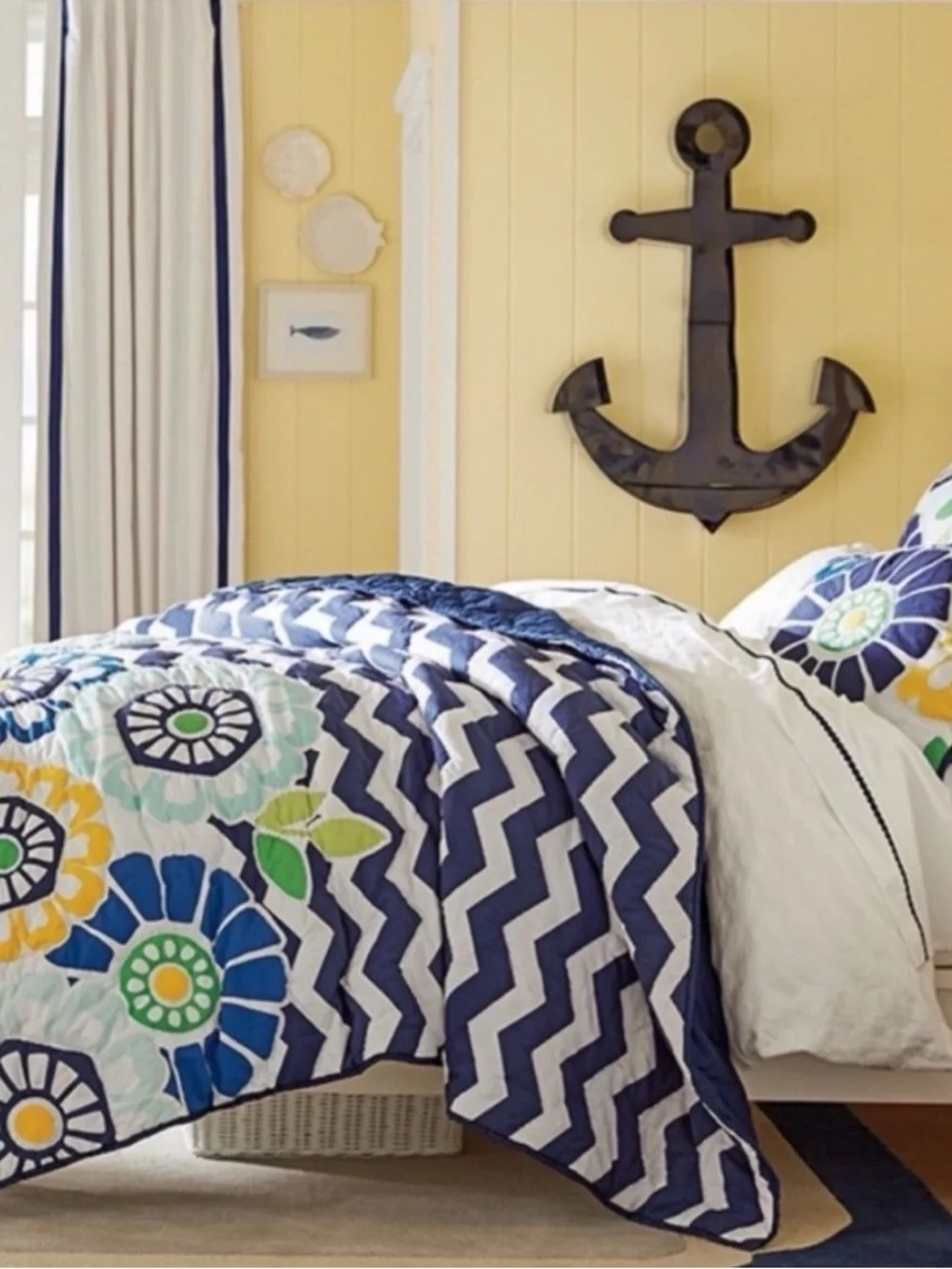 Pottery Barn Teen Daisy Quilt Set